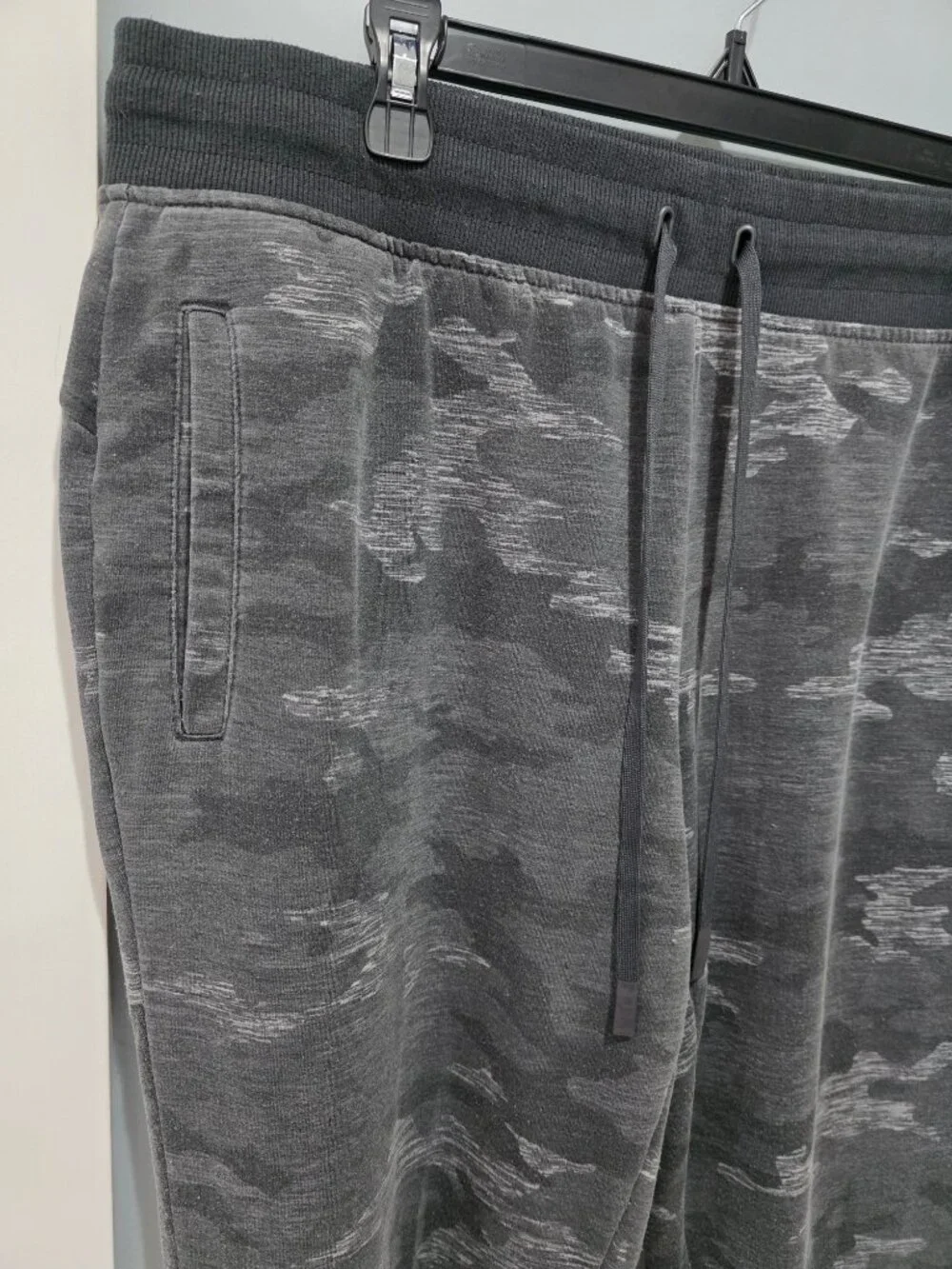 Athletic Works‎ Black Camo Jogger Pants – Size XL (16-18) – Drawstring